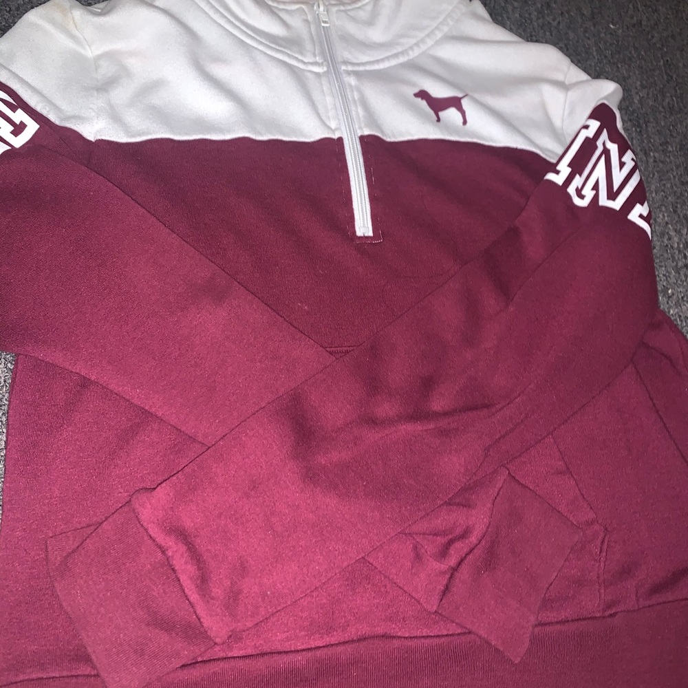 Burgundy pink sweater size L